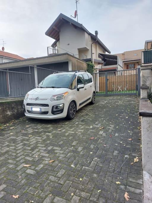 Smile Home! Graziosa Casa Con Parcheggio E Giardino Bovísio-Masciago Milanese Zewnętrze zdjęcie