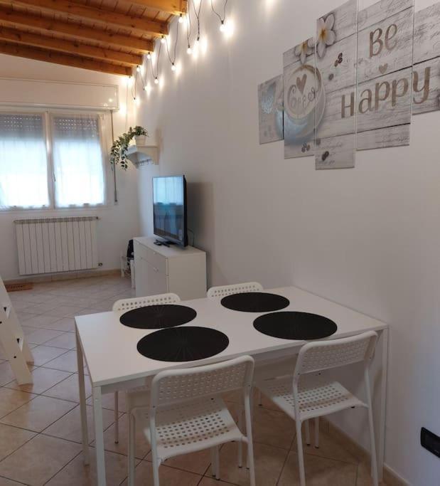 Smile Home! Graziosa Casa Con Parcheggio E Giardino Bovísio-Masciago Milanese Zewnętrze zdjęcie
